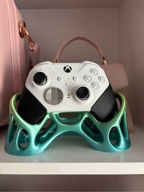 Turquoise Voronoi Xbox Controller Stand | 3D Printed Holder